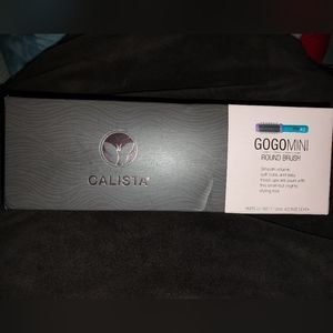 NIB! Calista GoGo Mini Round Brush, Travel Curling Brush